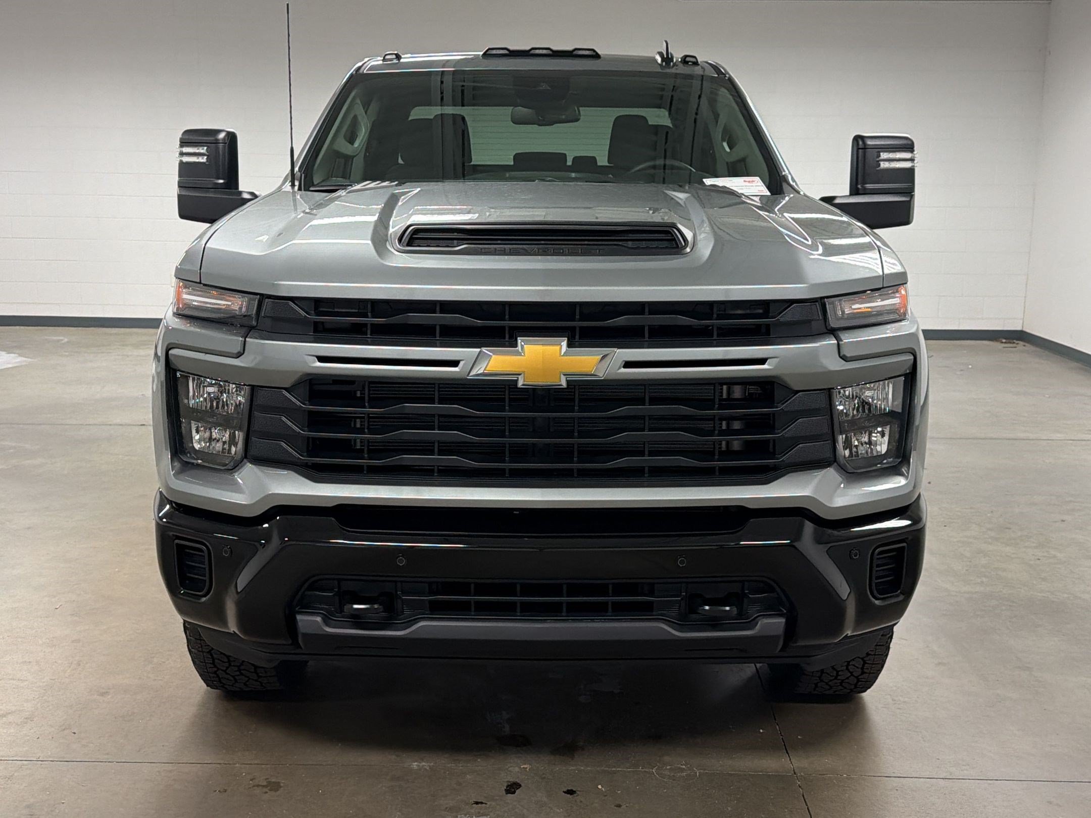 New 2026 Chevrolet Silverado 2500 Custom w/ Custom Value Package AWD/4WD image 5