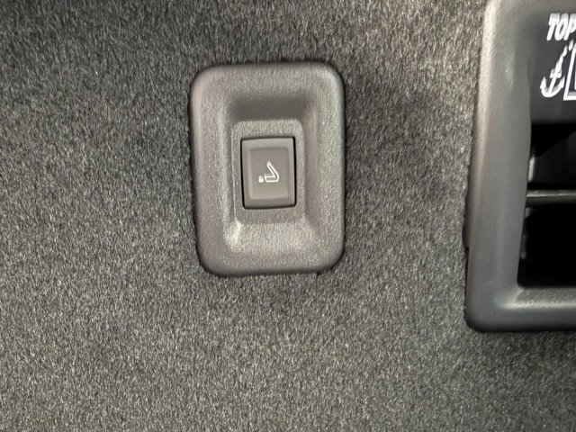 New 2026 Chevrolet Traverse High Country w/ LPO, Floor Liner Package image 38