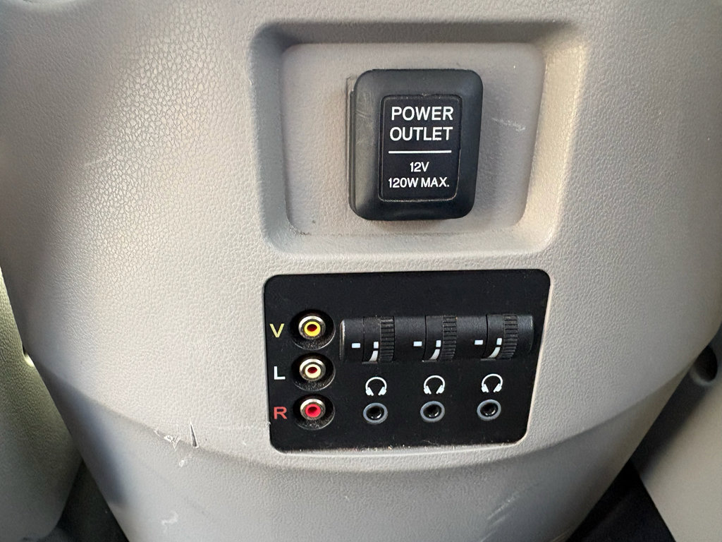 Used 2012 Honda Pilot Touring image 25