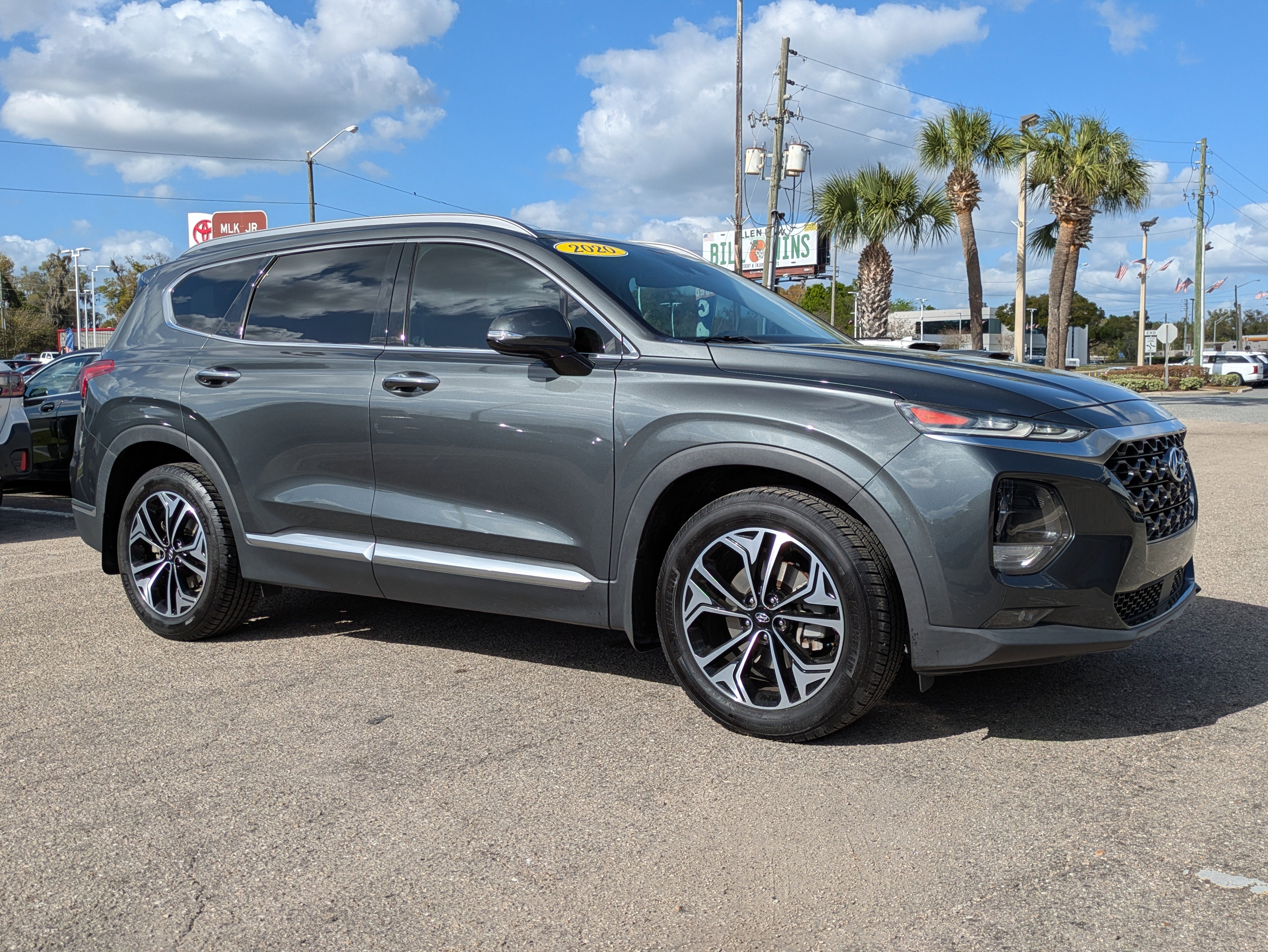 Used 2020 Hyundai Santa Fe SEL image 1