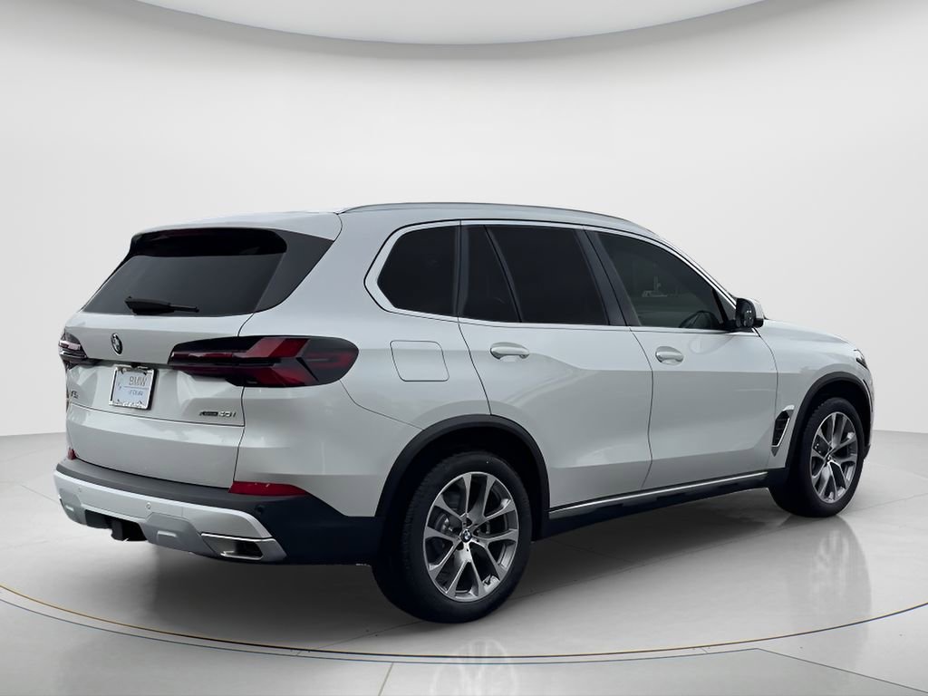 New 2026 BMW X5 xDrive40i AWD/4WD image 5