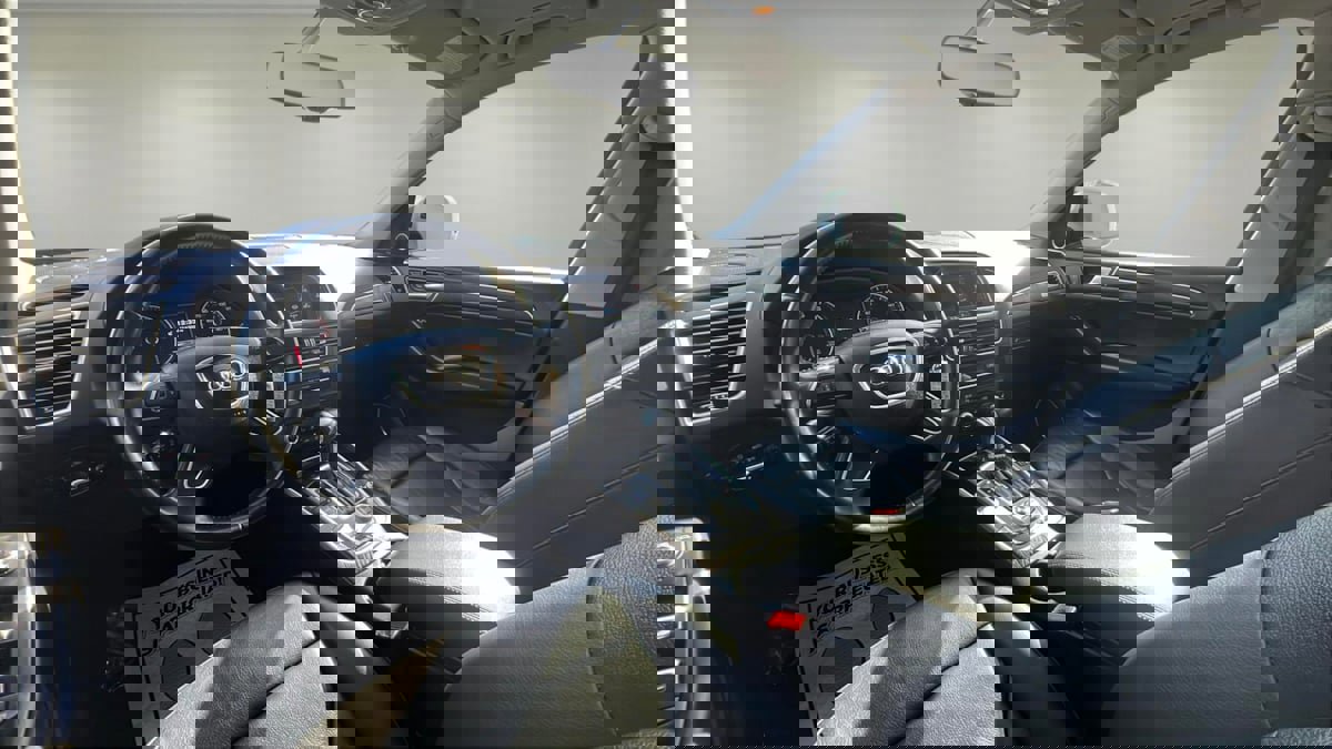 Used 2017 Audi Q5 2.0T Premium Plus w/ Technology Package image 9