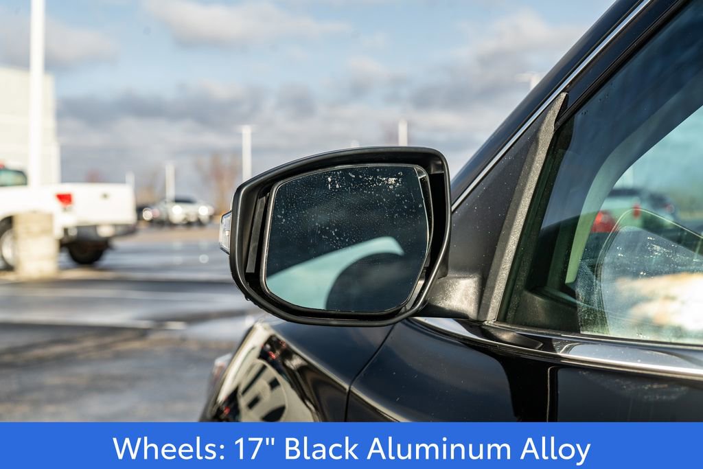 Used 2018 Nissan Sentra SR w/ Technology Package image 16