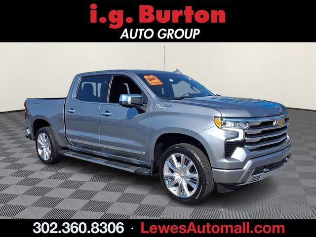 Used 2024 Chevrolet Silverado 1500 High Country w/ High Country Premium Package AWD/4WD image 1