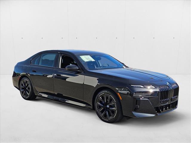 New 2025 BMW 750e xDrive image 7