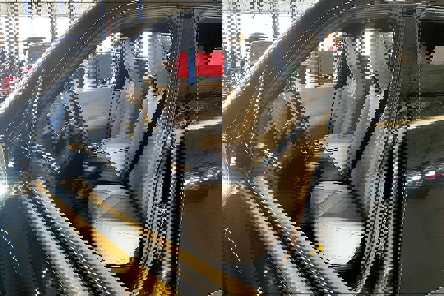 Certified 2023 BMW iX xDrive50 image 7