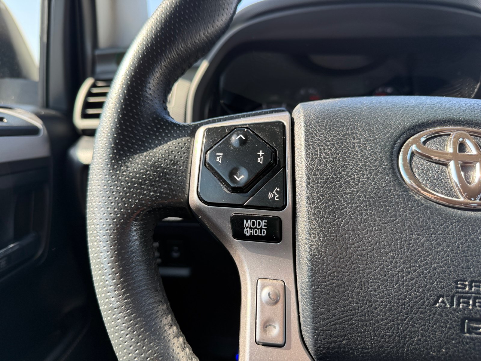 Used 2024 Toyota 4Runner SR5 RWD image 19