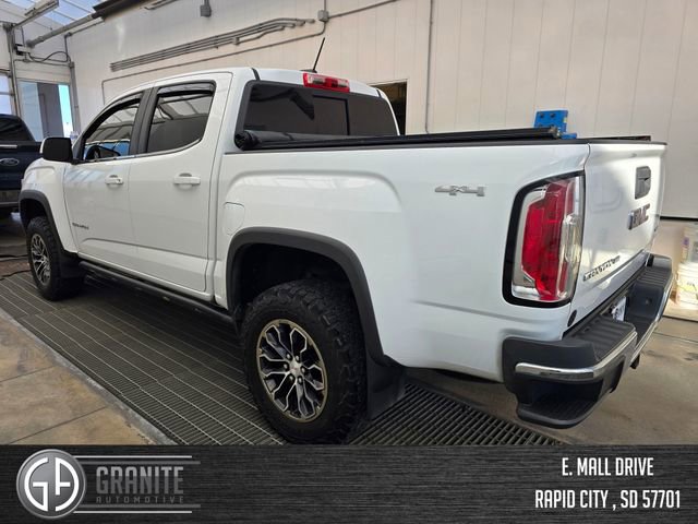 Used 2018 GMC Canyon SLE image 3