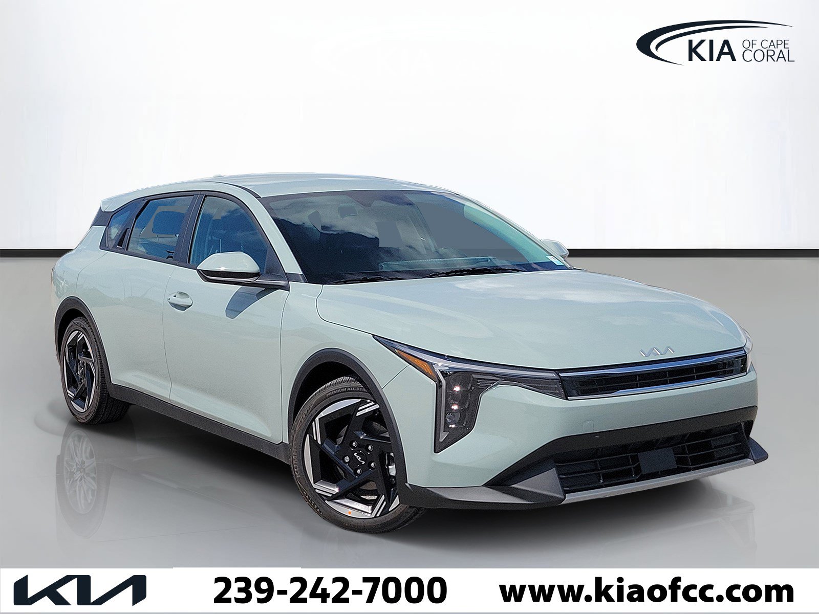 New 2026 Kia K4 EX FWD image 1