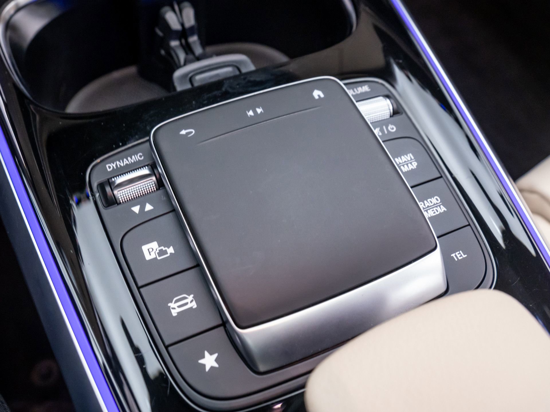 Used 2023 Mercedes-Benz GLB 250 4MATIC image 27