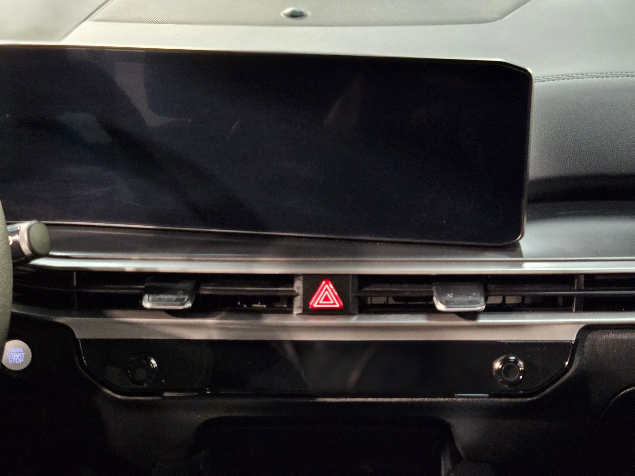 Used 2024 Kia Sorento LX image 16