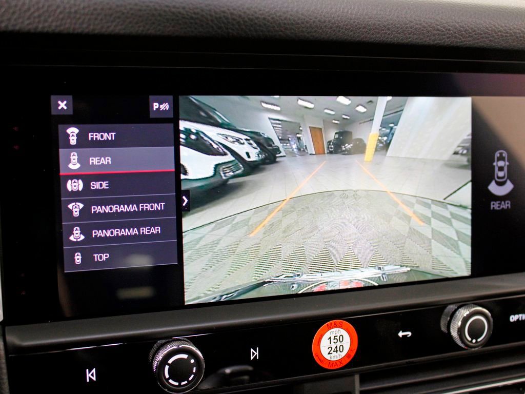 Certified 2026 Porsche Macan AWD/4WD image 28