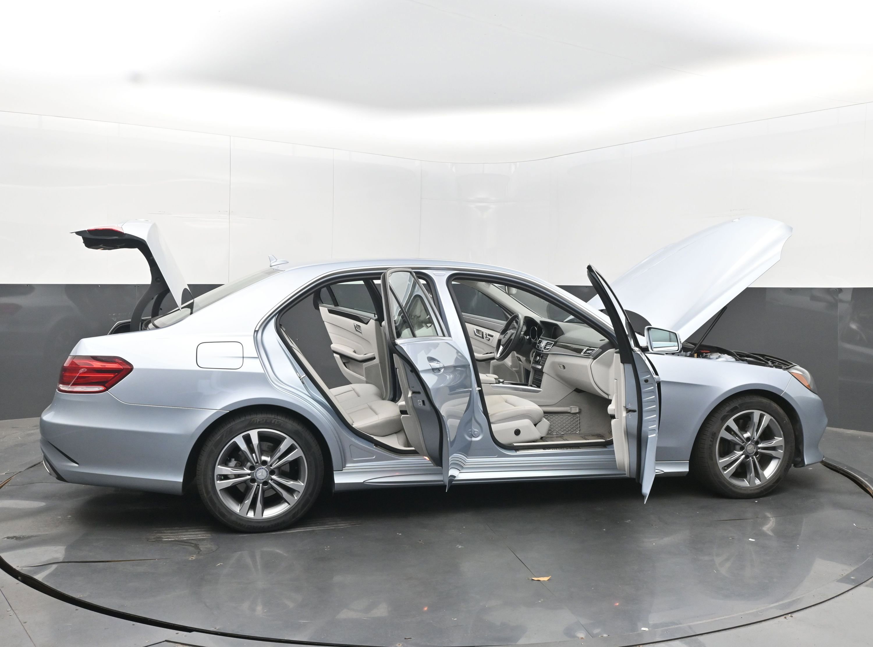 Used 2015 Mercedes-Benz E 350 Sedan image 50