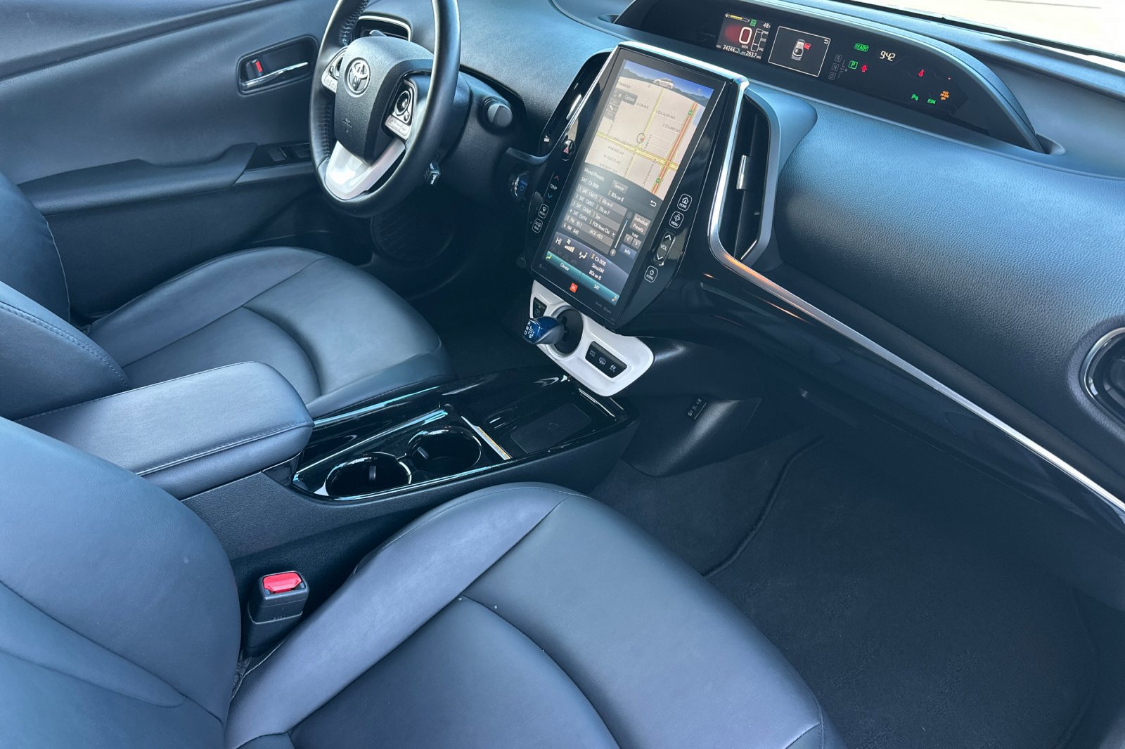 Certified 2019 Toyota Prius Prime Advanced w/ Preferred Accessory Package image 15