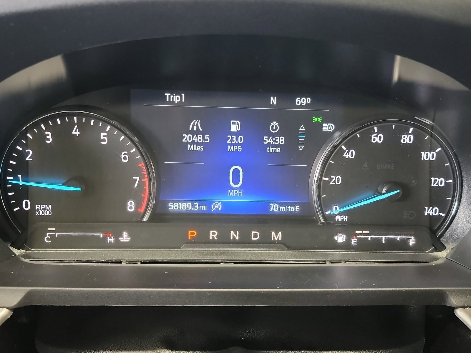 Used 2021 Ford Explorer XLT w/ Equipment Group 202A AWD/4WD image 17