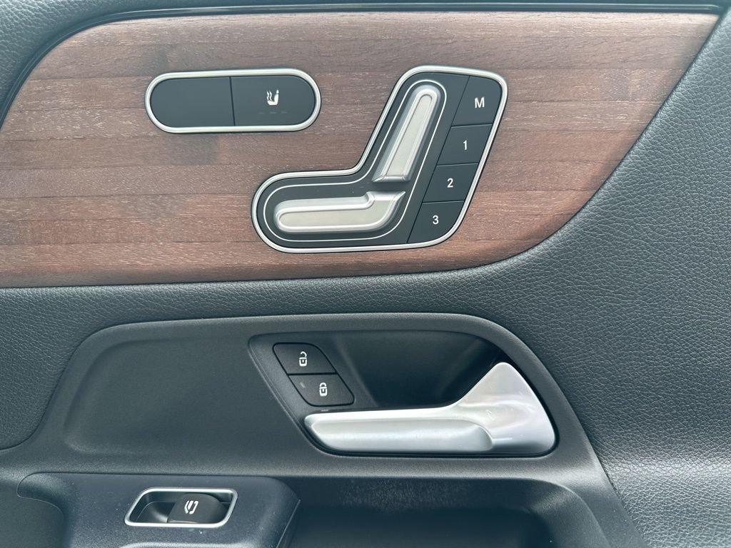 Used 2022 Mercedes-Benz GLA 250 4MATIC image 22