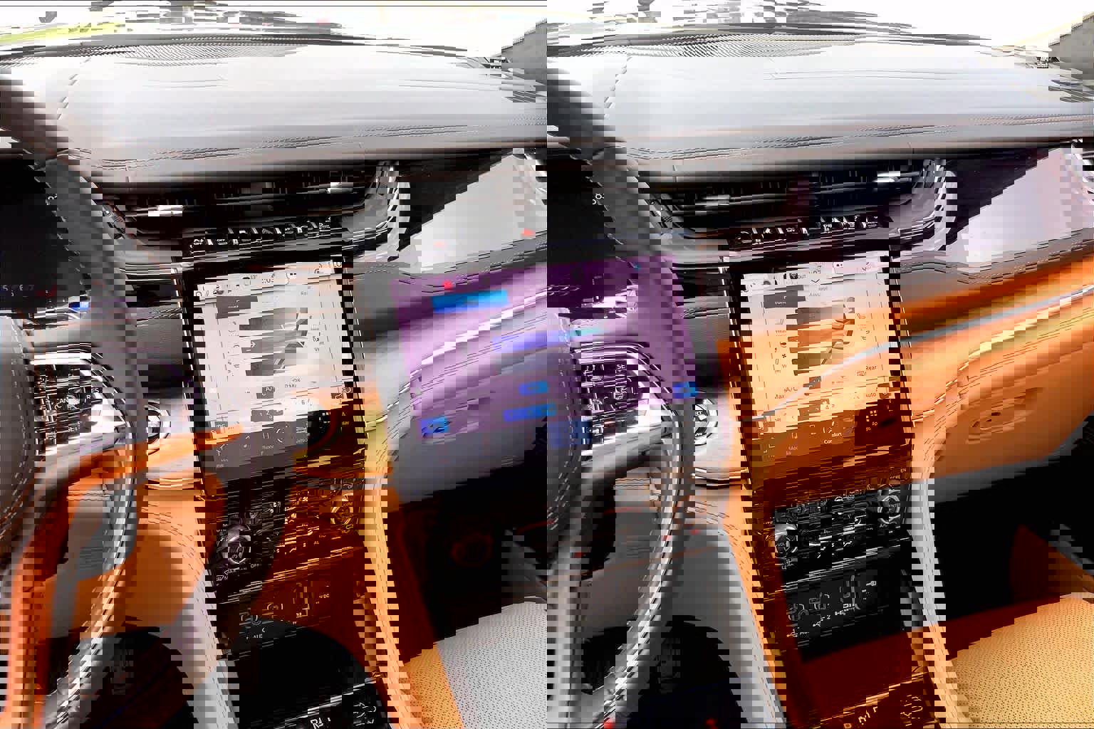 Used 2025 Jeep Grand Cherokee Summit image 7