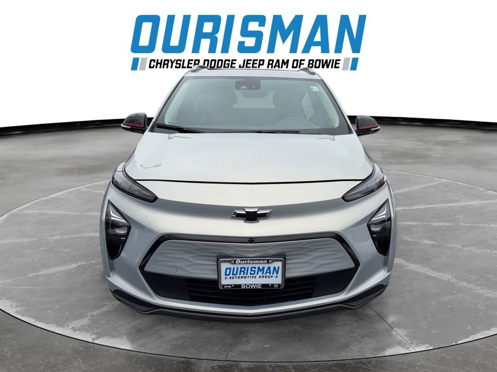 Used 2023 Chevrolet Bolt EUV Premier w/ Sun & Sound Package image 8