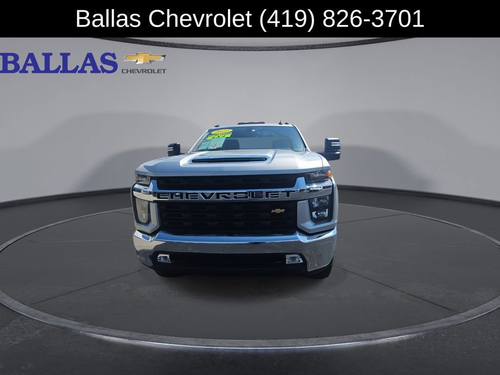 Used 2022 Chevrolet Silverado 3500 LT w/ Convenience Package AWD/4WD image 3