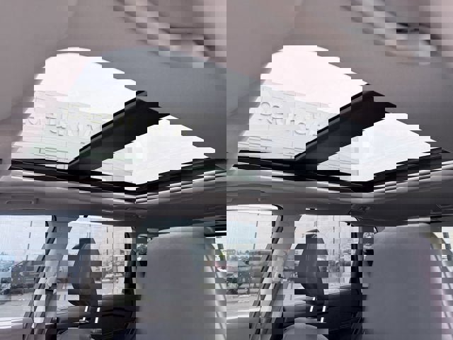 Certified 2021 Nissan Rogue SV w/ Premium Package image 16