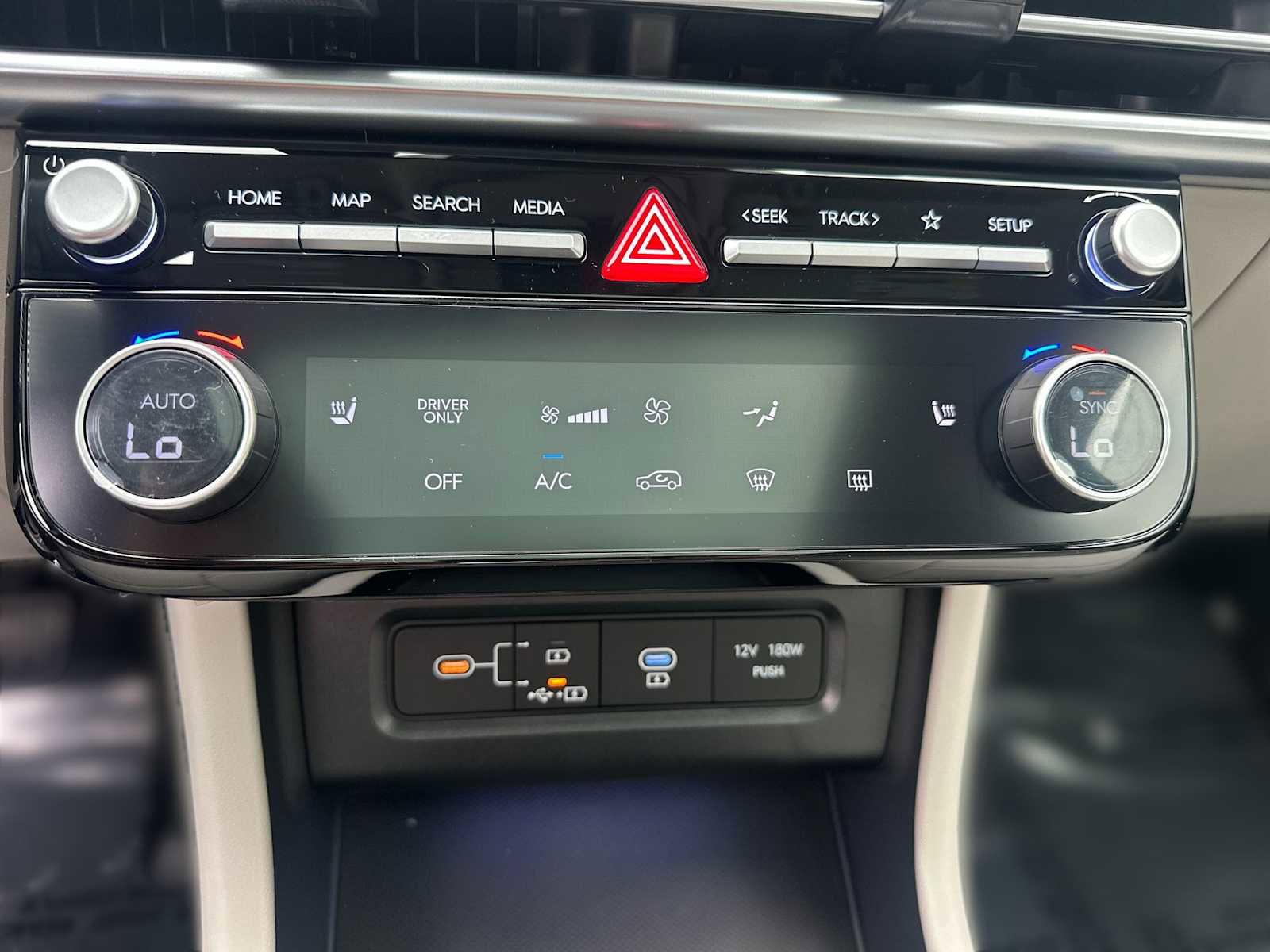 New 2025 Hyundai Tucson SEL AWD/4WD image 17