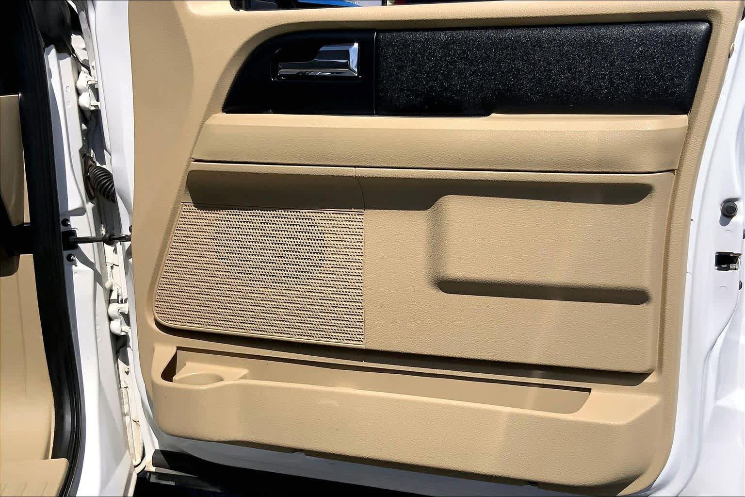 Used 2017 Ford Expedition EL XL w/ Equipment Group 101A image 22