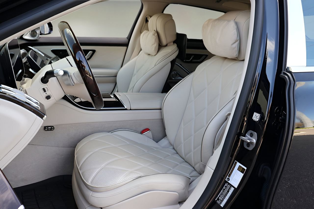 Used 2024 Mercedes-Benz Maybach S 680 4MATIC image 12