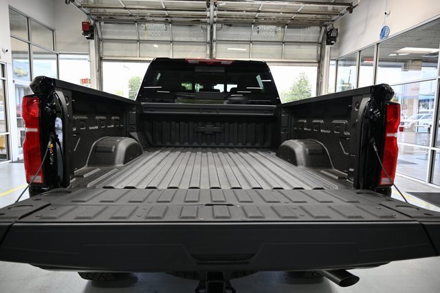 New 2026 Chevrolet Silverado 2500 ZR2 w/ LPO, Dark Essentials Package image 8