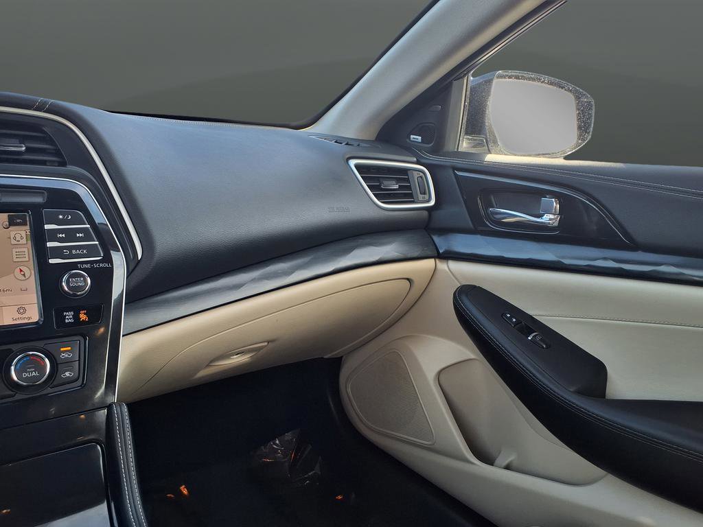 Used 2023 Nissan Maxima Platinum w/ Sport Mat Group image 12