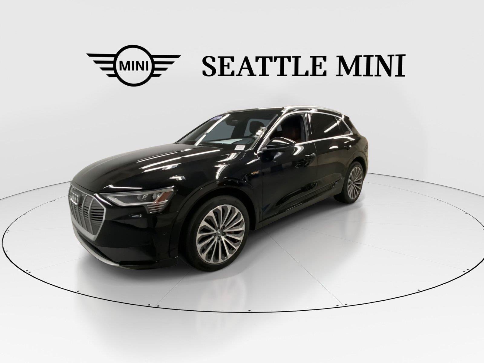 Used 2019 Audi e-tron Prestige w/ Prestige Package AWD/4WD image 5