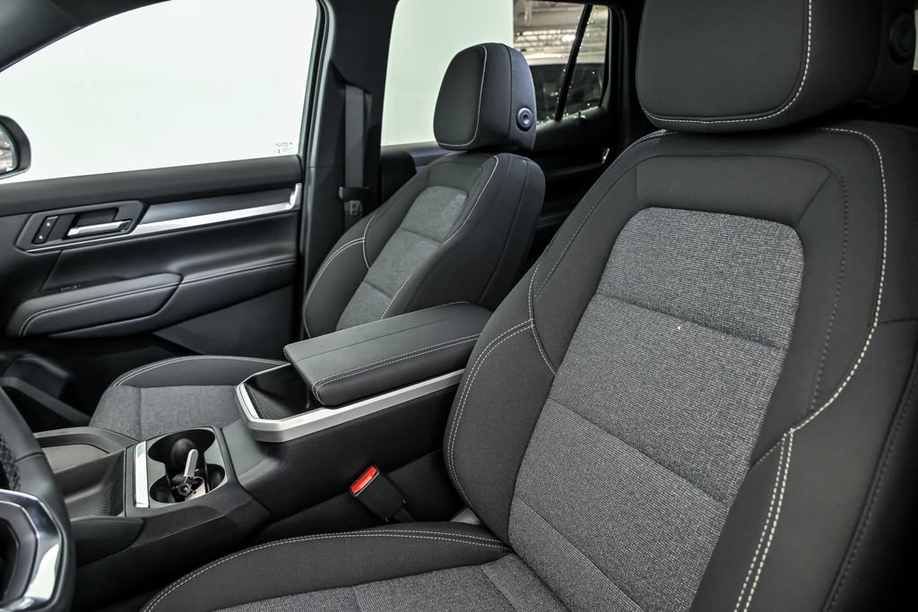 New 2027 GMC Terrain Elevation w/ LPO, Floor Liner Package AWD/4WD image 7