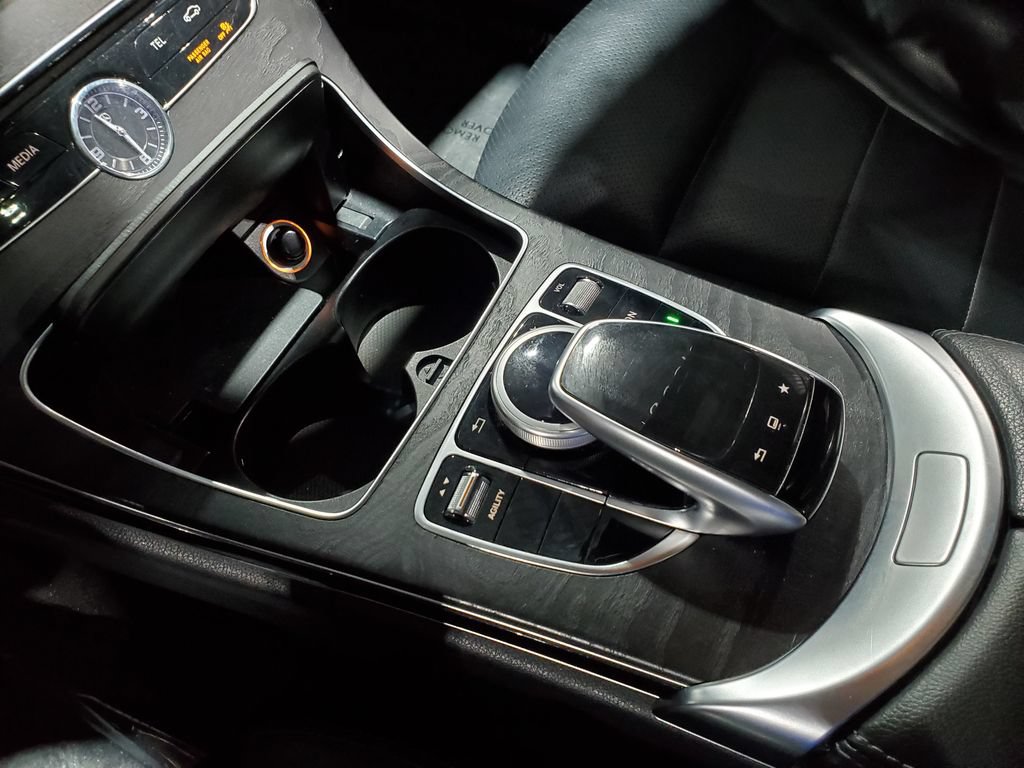 Used 2015 Mercedes-Benz C 300 4MATIC Sedan image 34