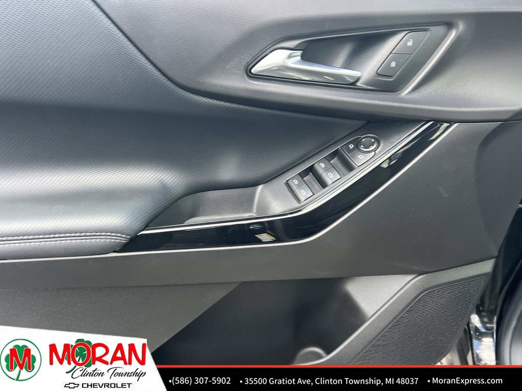 Used 2025 Chevrolet Equinox LT image 15