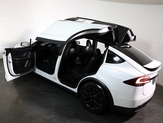 Used 2023 Tesla Model X AWD/4WD image 5