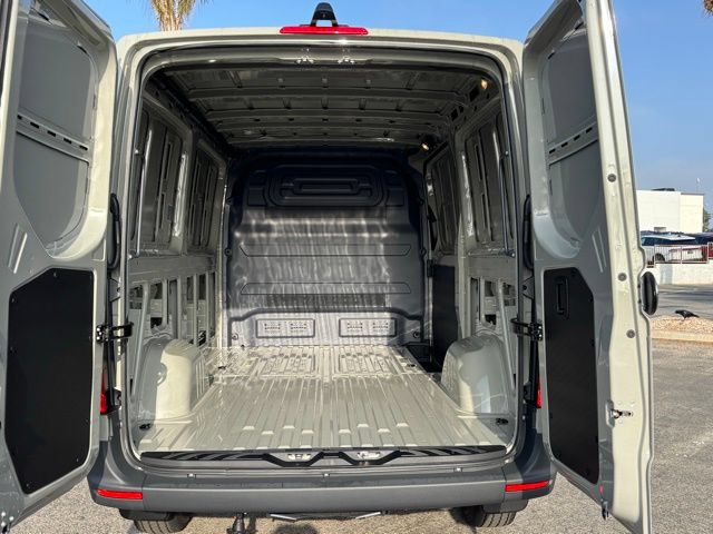Used 2026 Mercedes-Benz Sprinter 2500 image 18