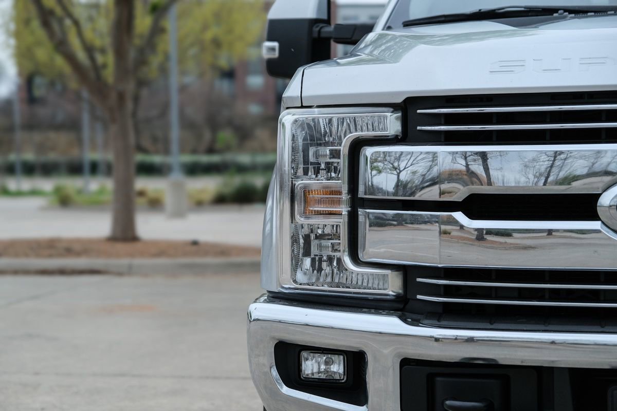 Used 2018 Ford F250 Lariat w/ Lariat Ultimate Package image 5