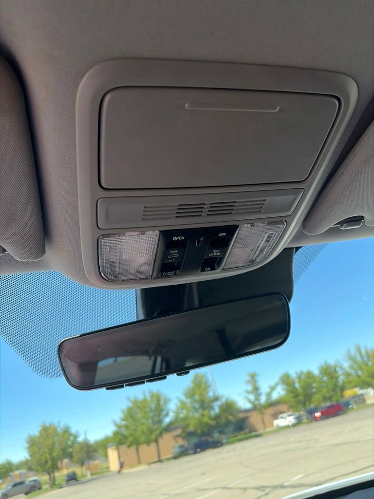Used 2021 Honda Pilot Special Edition image 21