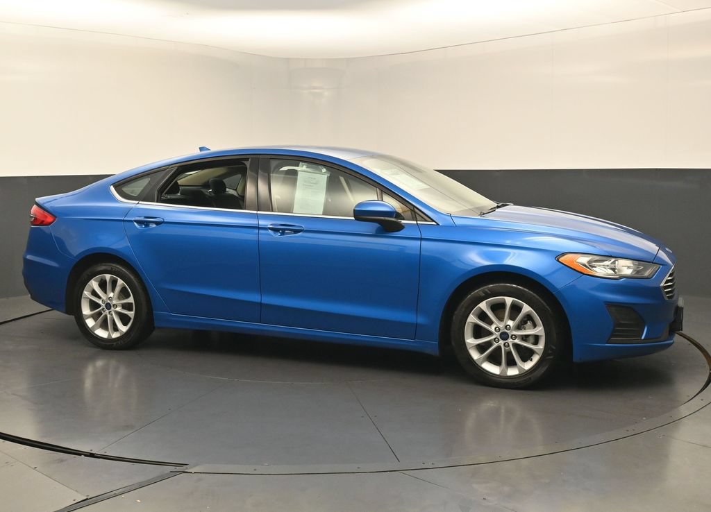 Used 2020 Ford Fusion SE FWD image 8