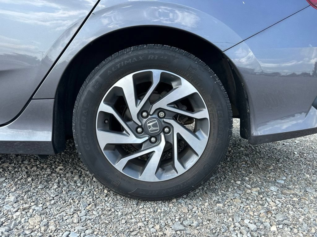 Used 2018 Honda Civic EX image 6