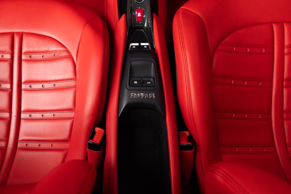 Certified 2021 Ferrari F8 Tributo image 91