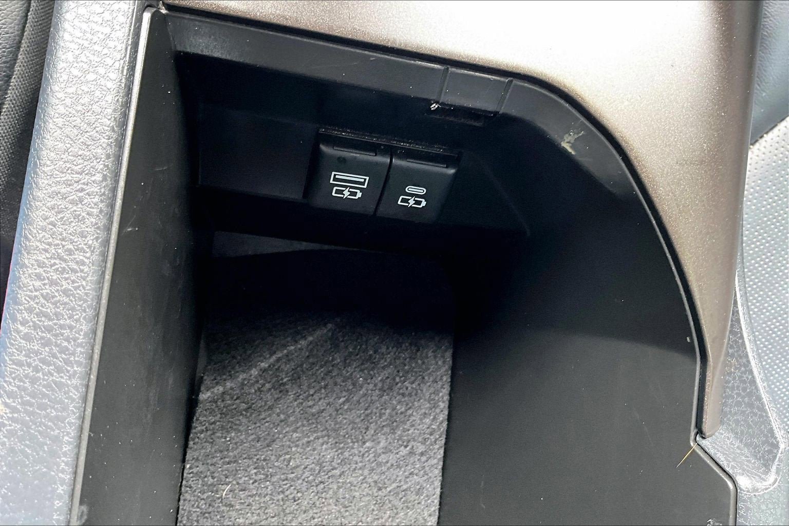 Used 2023 Toyota Camry XSE w/ Cold Weather Package FWD image 32
