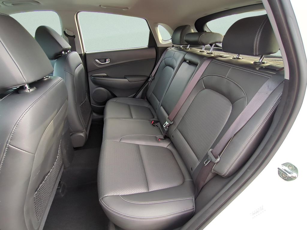 Certified 2021 Hyundai Kona Limited w/ Cargo Package image 21