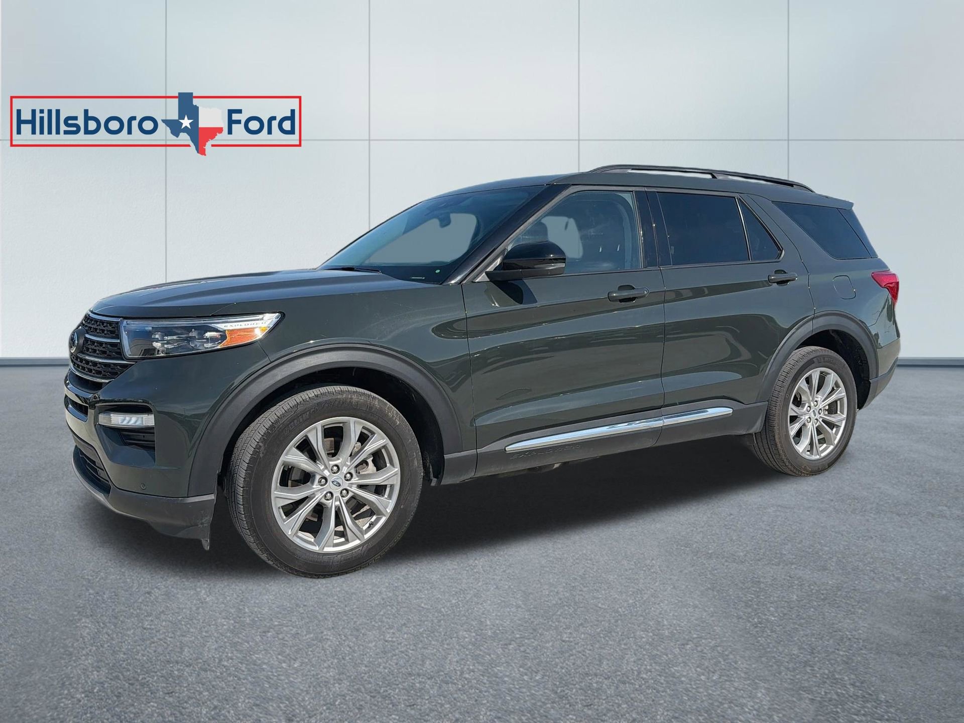 Used 2024 Ford Explorer XLT w/ Equipment Group 202A