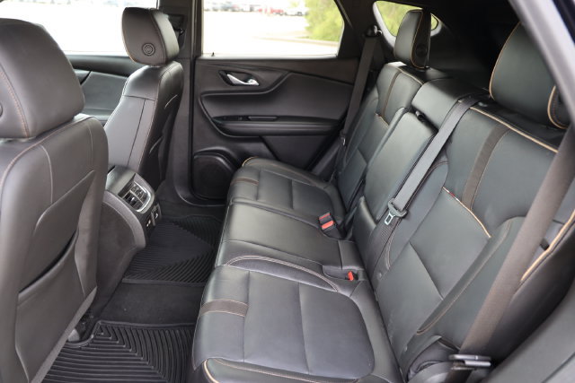 Used 2020 Chevrolet Blazer Premier w/ Driver Confidence II Package FWD image 12