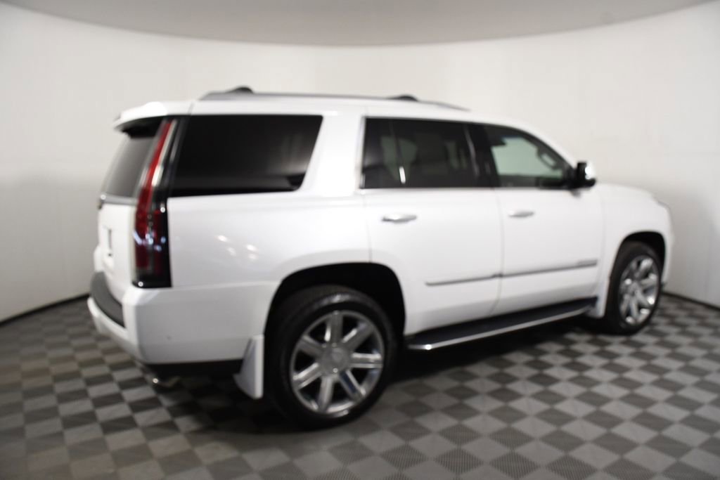 Used 2017 Cadillac Escalade Luxury image 7