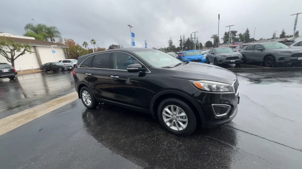 Used 2016 Kia Sorento L image 2