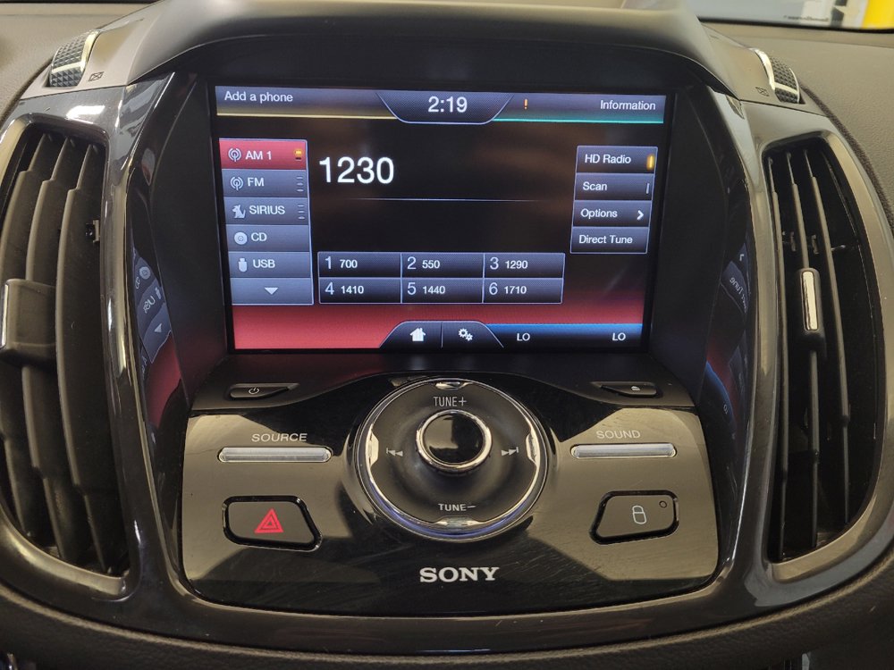 Used 2015 Ford Escape Titanium FWD image 25
