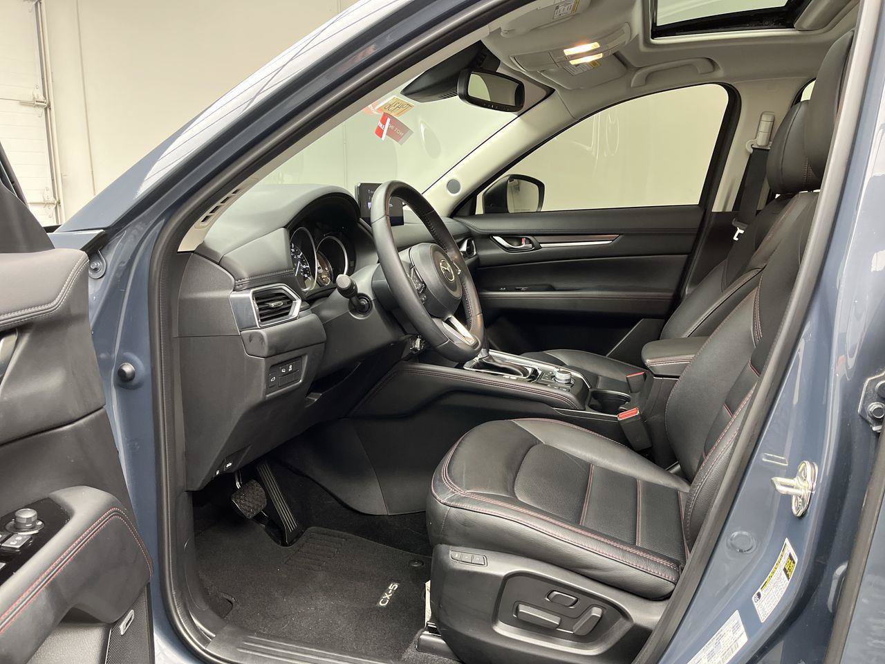Certified 2023 MAZDA CX-5 Carbon Edition AWD/4WD image 3