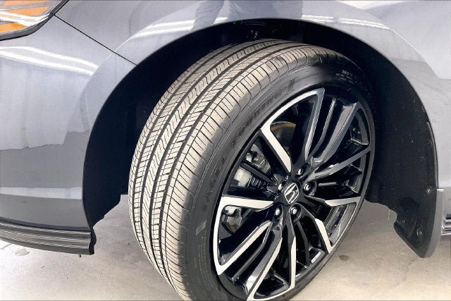 Certified 2026 Honda Accord Touring image 34