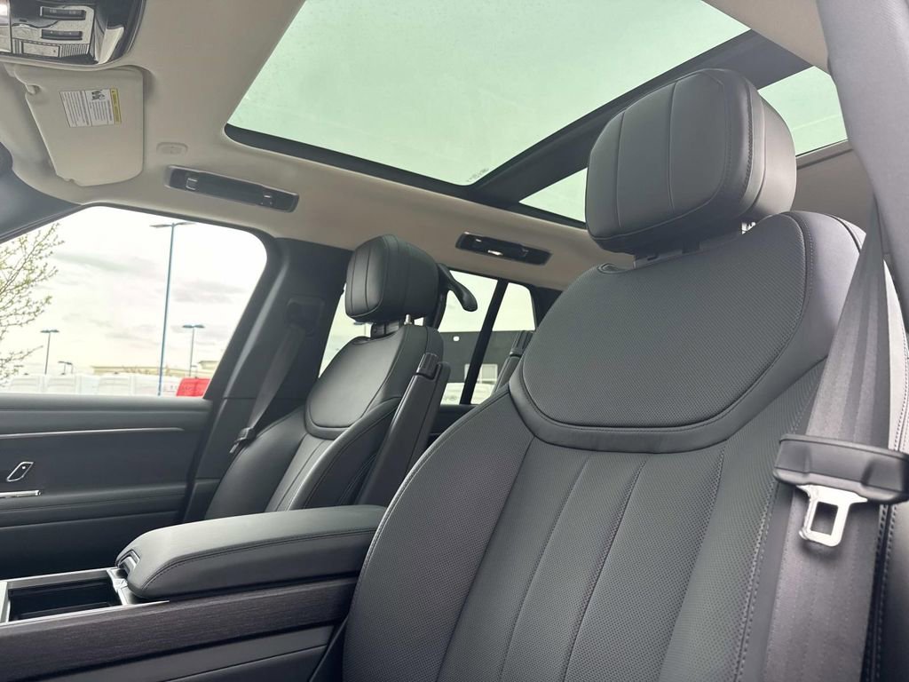 New 2026 Land Rover Range Rover SE AWD/4WD image 22